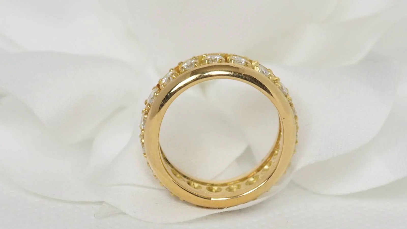 American wedding ring in yellow gold and diamonds - Image 6
