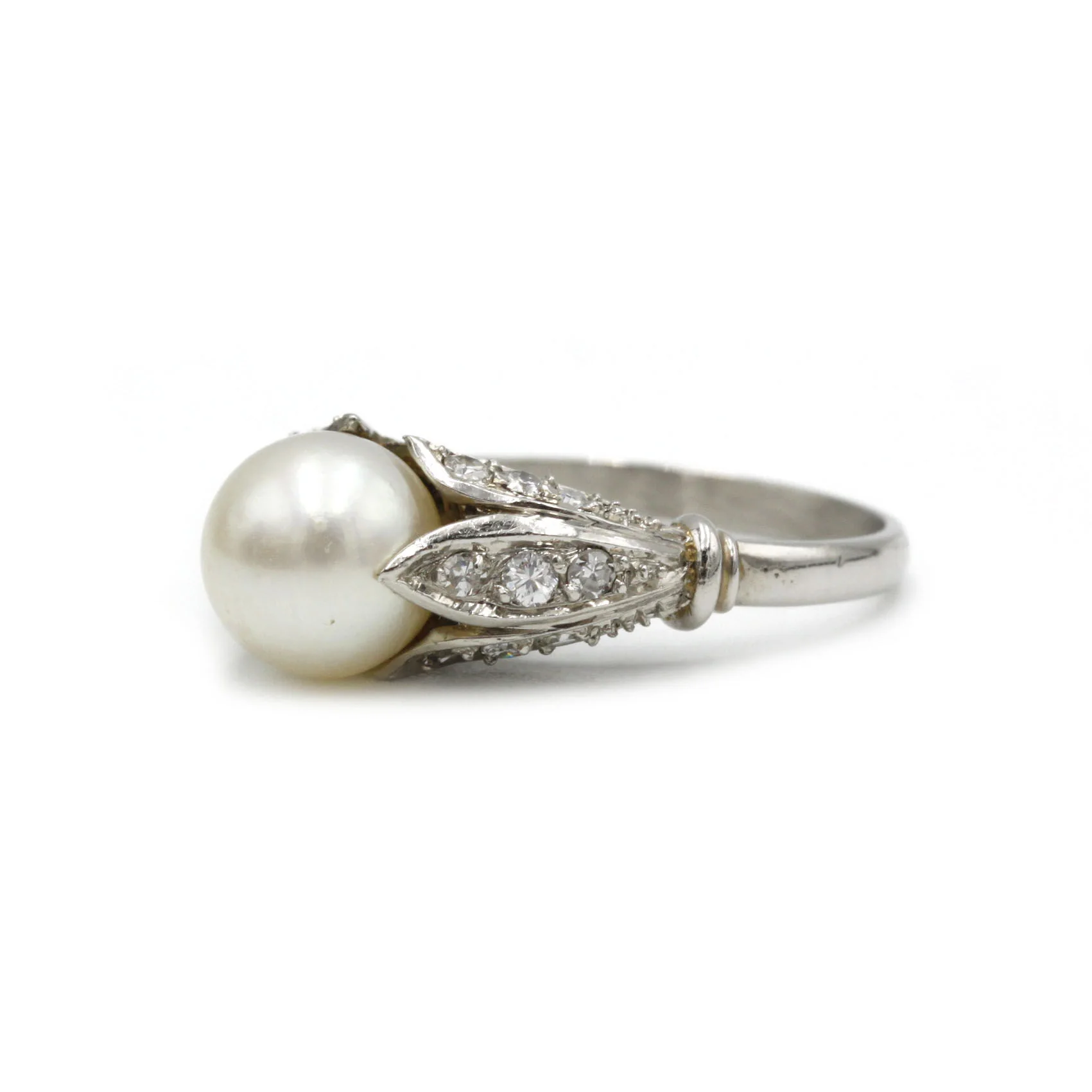 Ring - Now, diamonds and pearl - Image 2