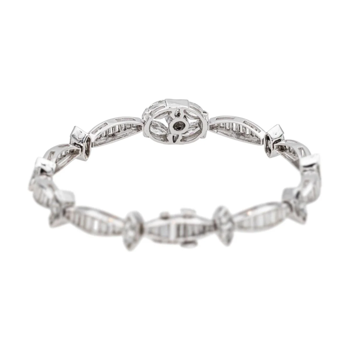 Bracelet Soft in white gold, paltinium and diamonds. - Image 3