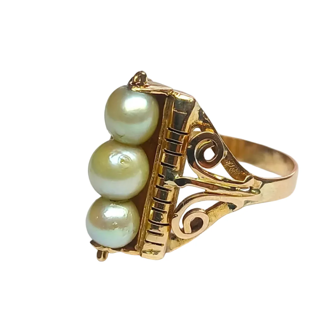 Yellow gold and cultured pearl ring, circa 1950  - Image 3