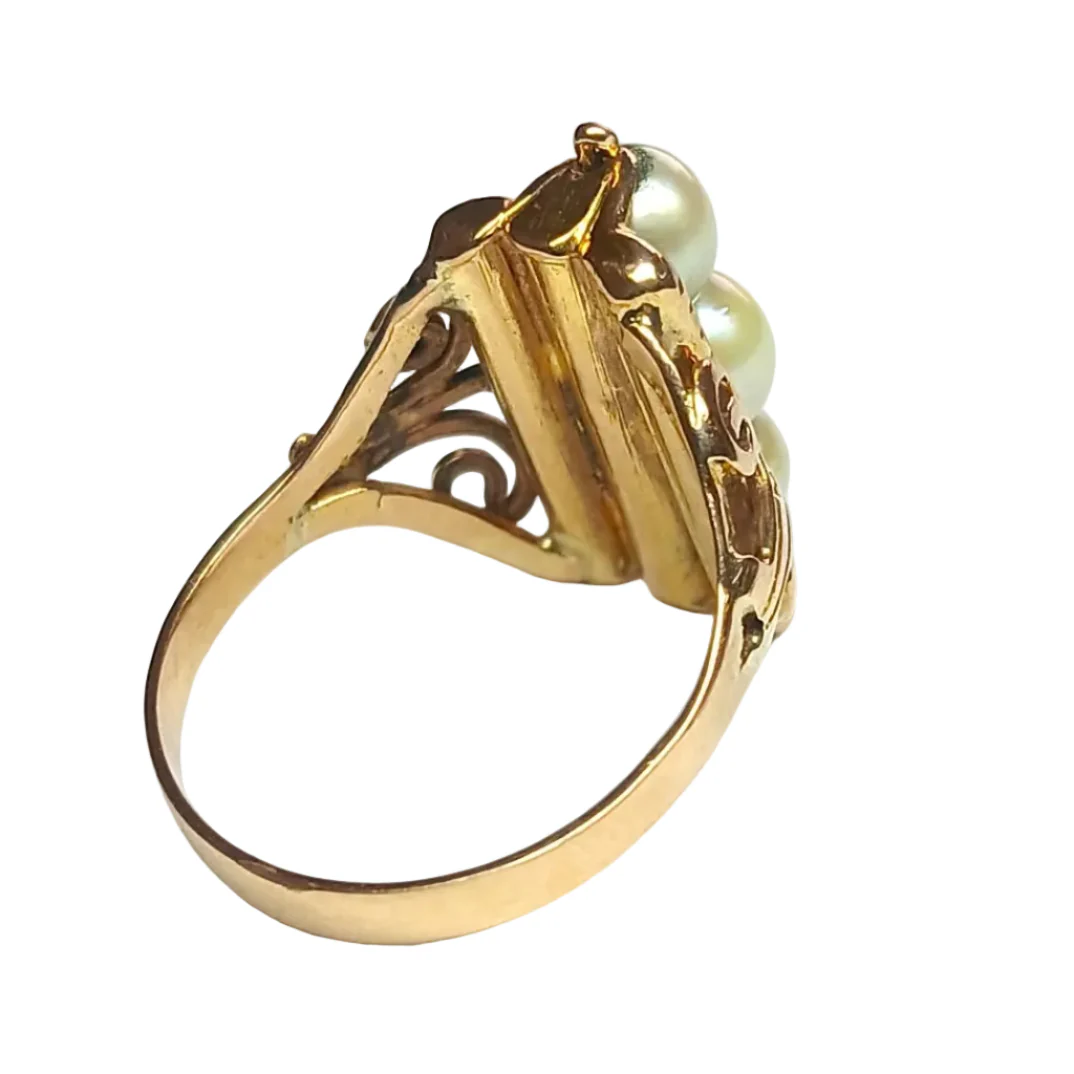Yellow gold and cultured pearl ring, circa 1950  - Image 4