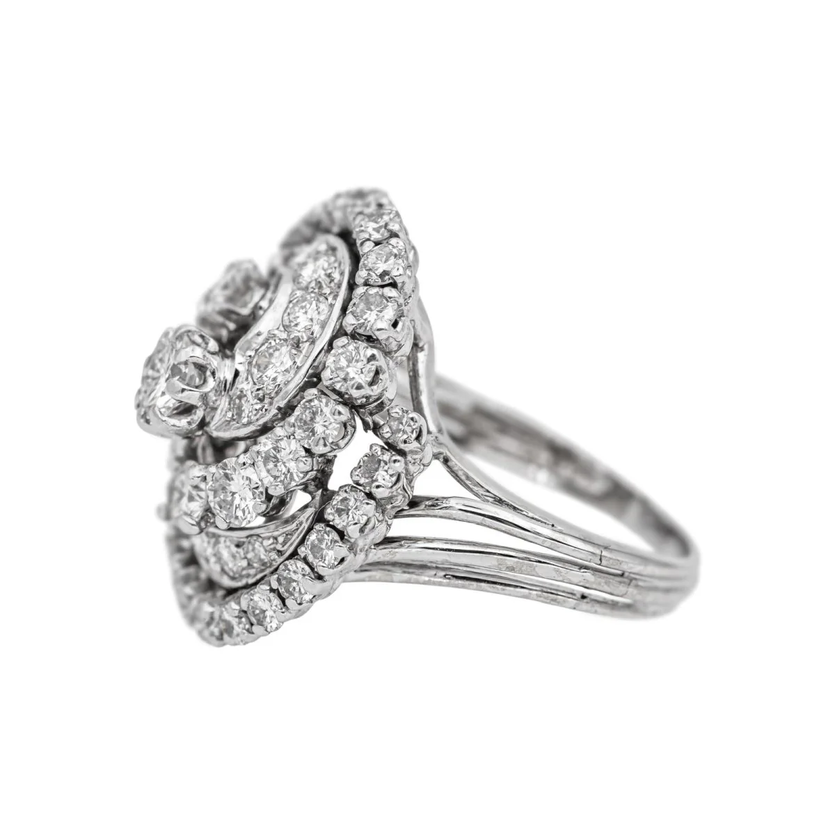 Cocktail ring in white gold and diamonds - Image 4