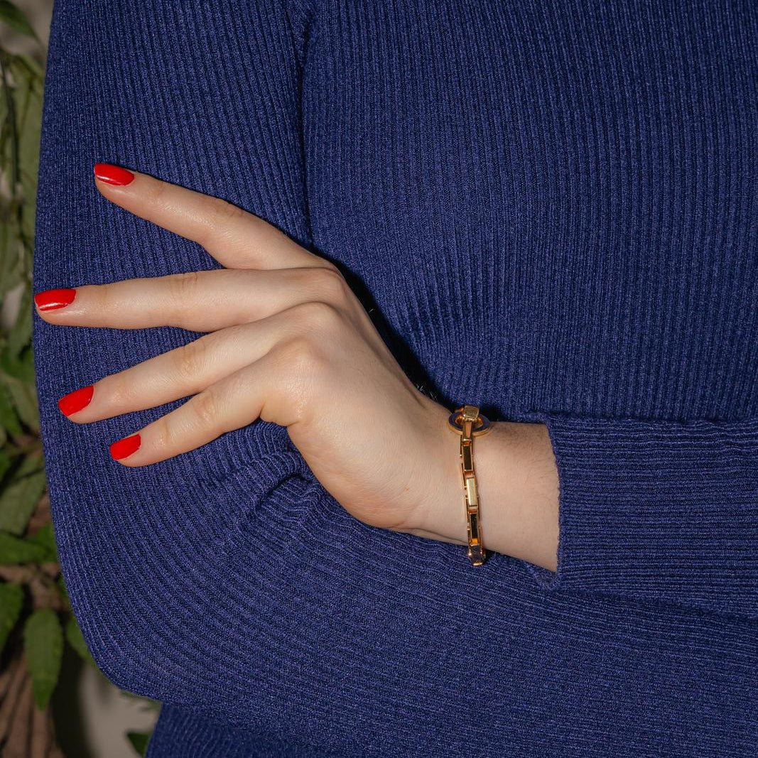Bracelet CARTIER Articulated mesh clip in yellow gold - Image 2
