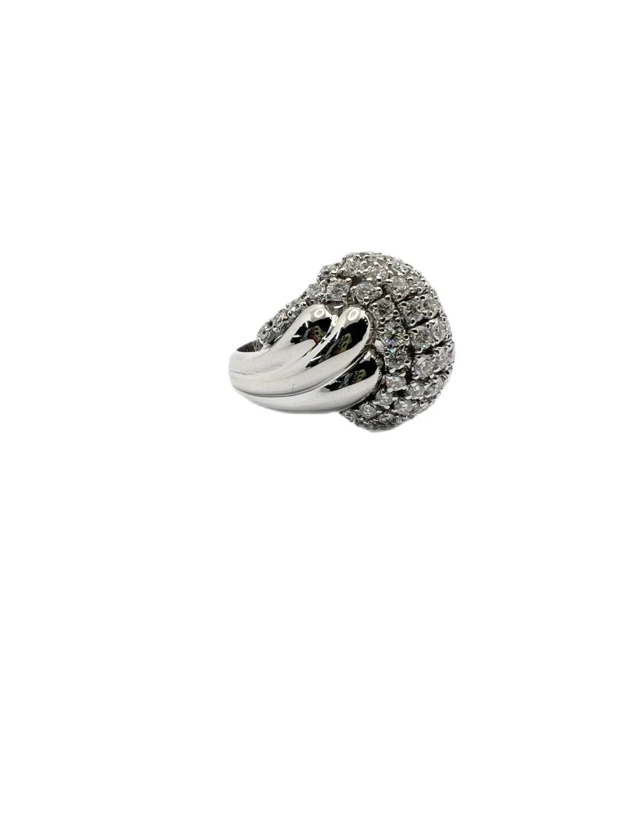 Dome ring in white gold and diamonds - Image 2