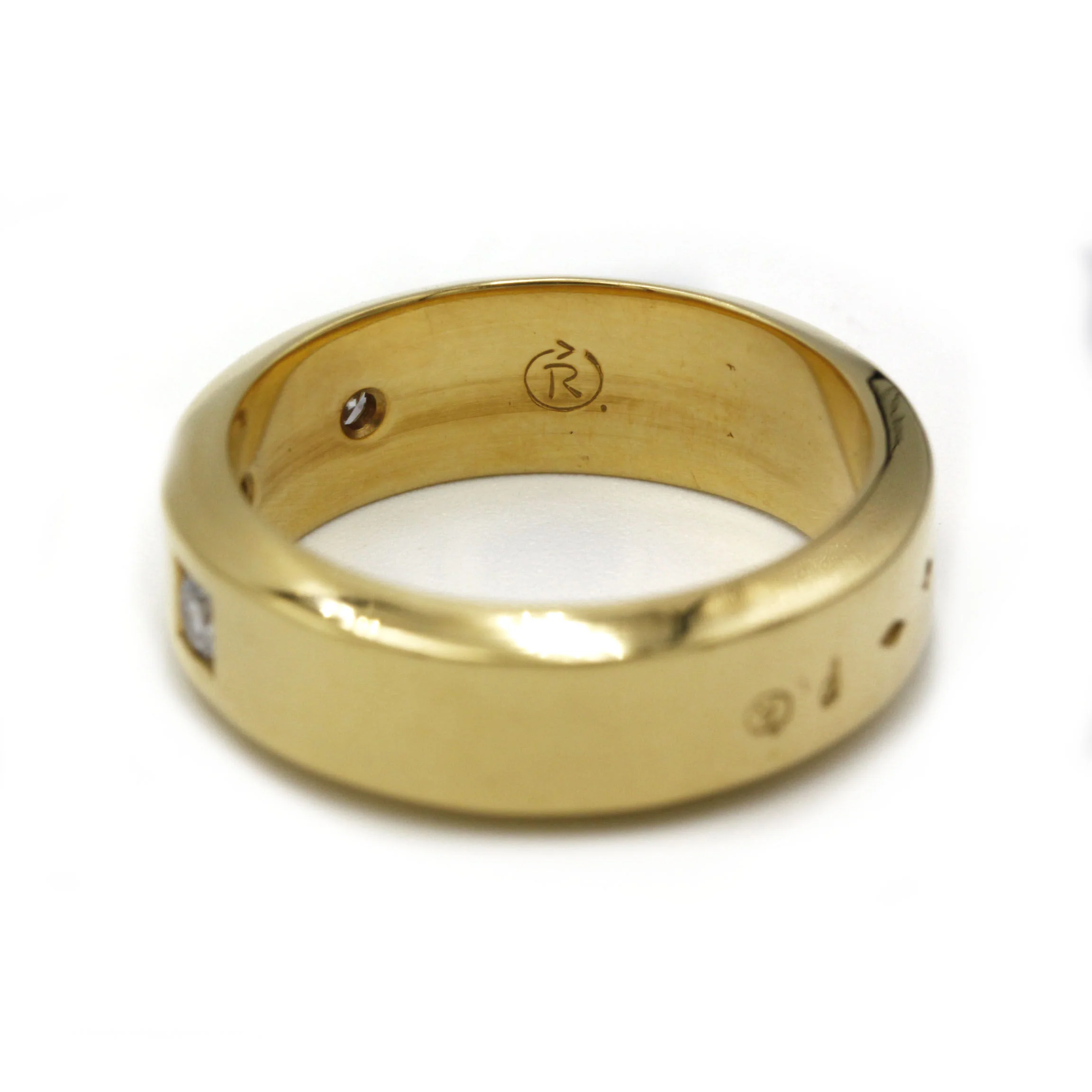 Ring - Gold And Diamonds - Image 4