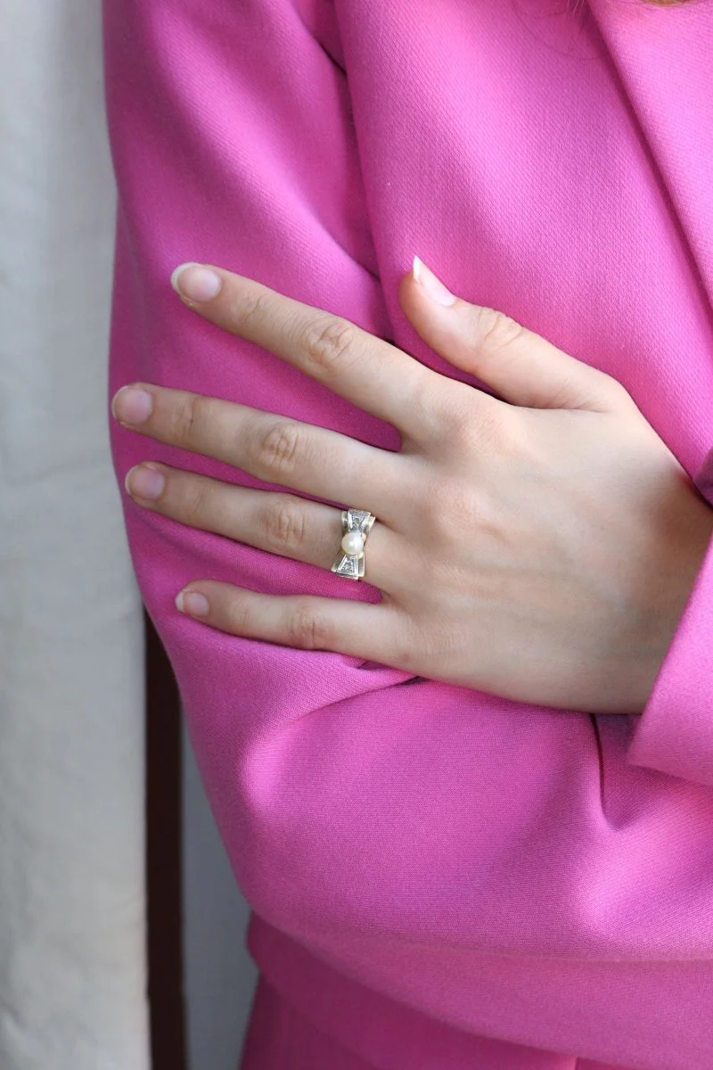 Pearl and Roses Knot Ring - Image 12