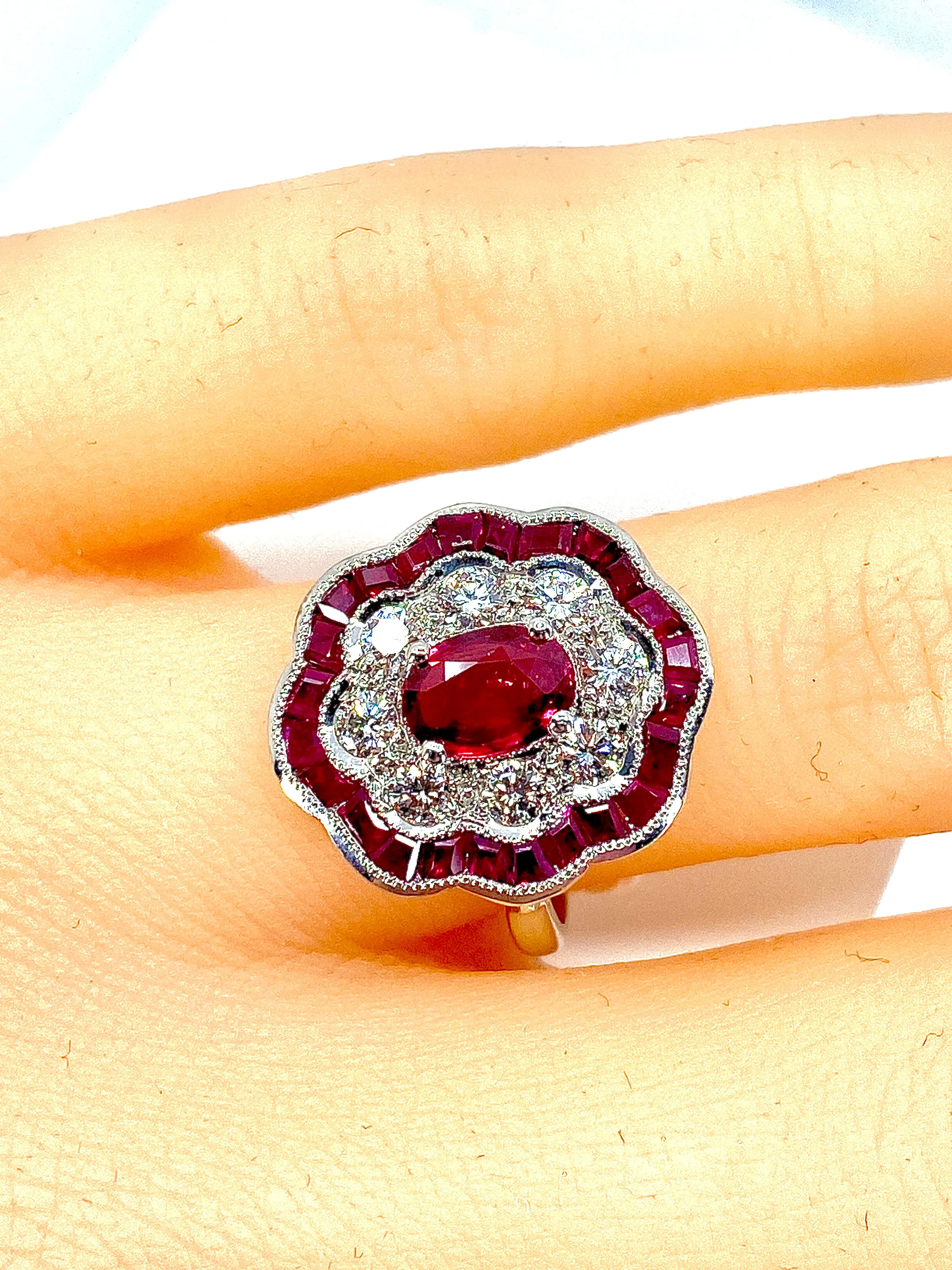 White gold ruby ​​and diamond daisy ring - Image 11