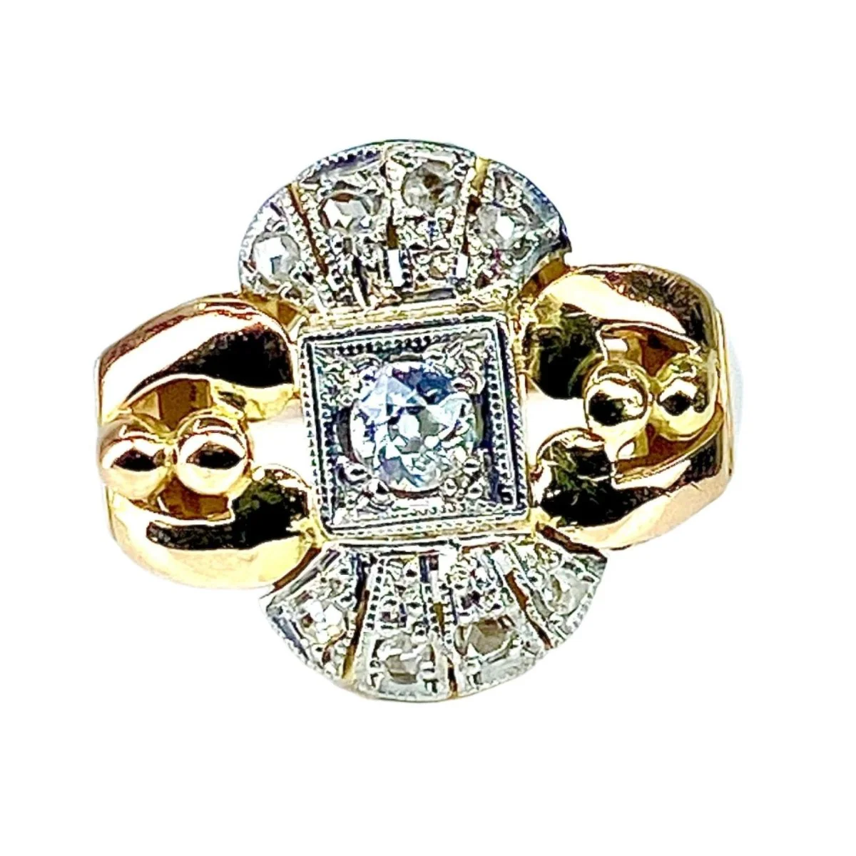 Tank ring in yellow gold and diamonds