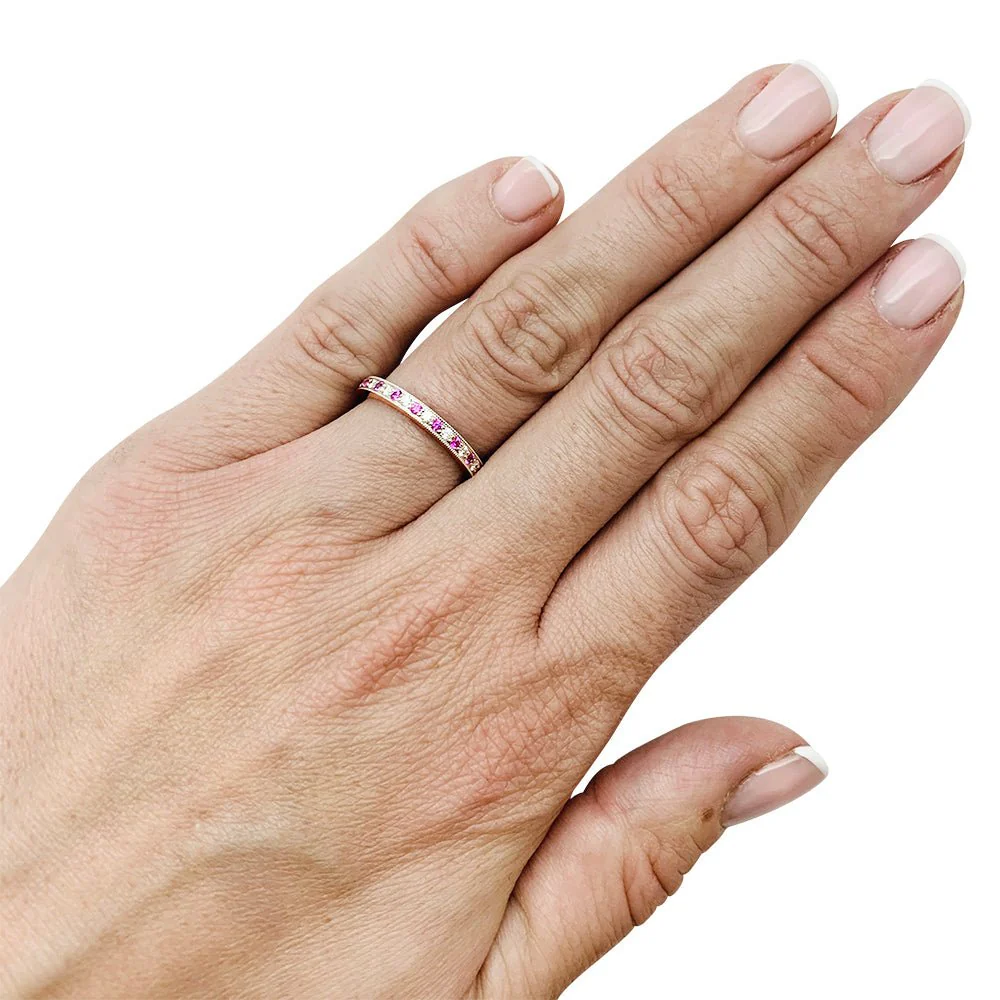 TIFFANY &amp; CO "Tiffany Legacy" wedding band in platinum, pink sapphires and diamonds - Image 2