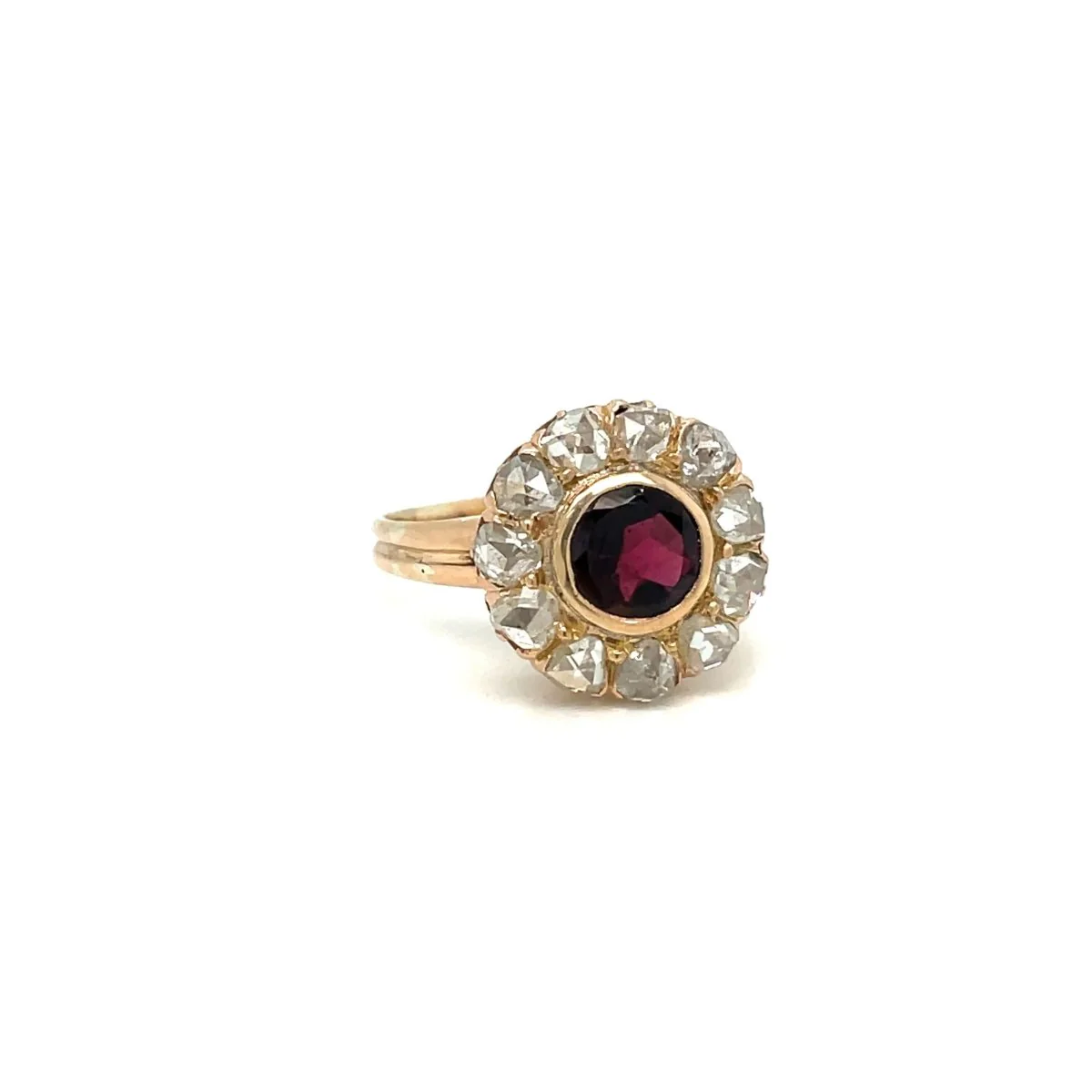 Antique gold ring with garnet and diamond - Image 2