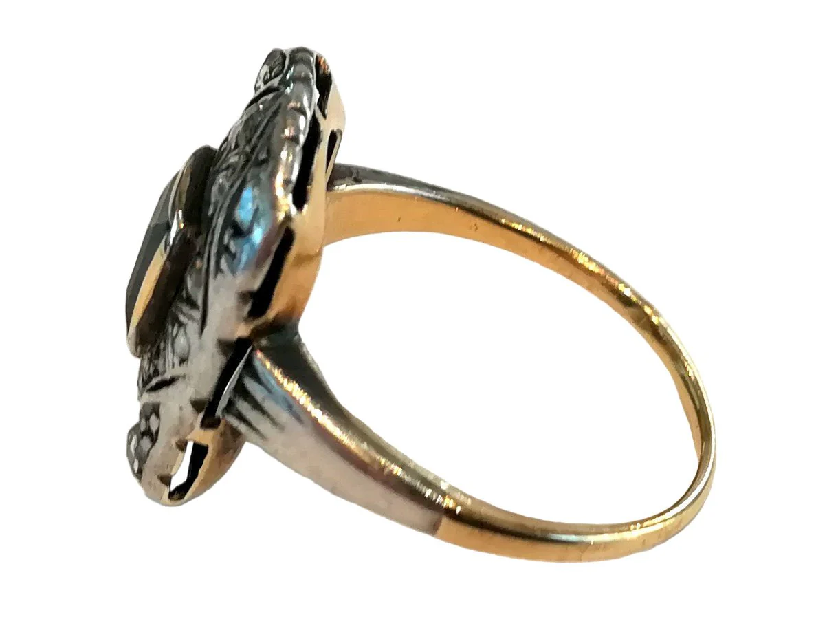 Ring Surroundings in yellow gold, white gold, sapphire, and diamonds - Image 3