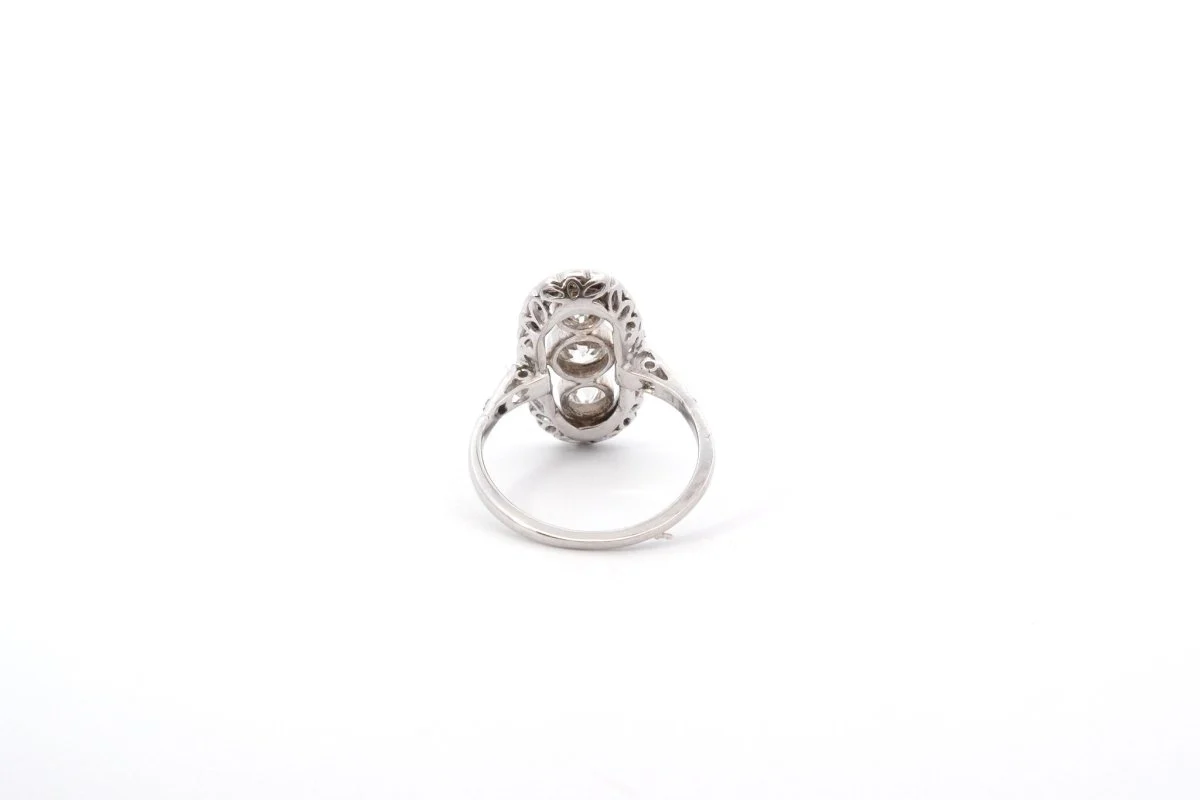 Art Deco Diamond Ring in Platinum - Image 5
