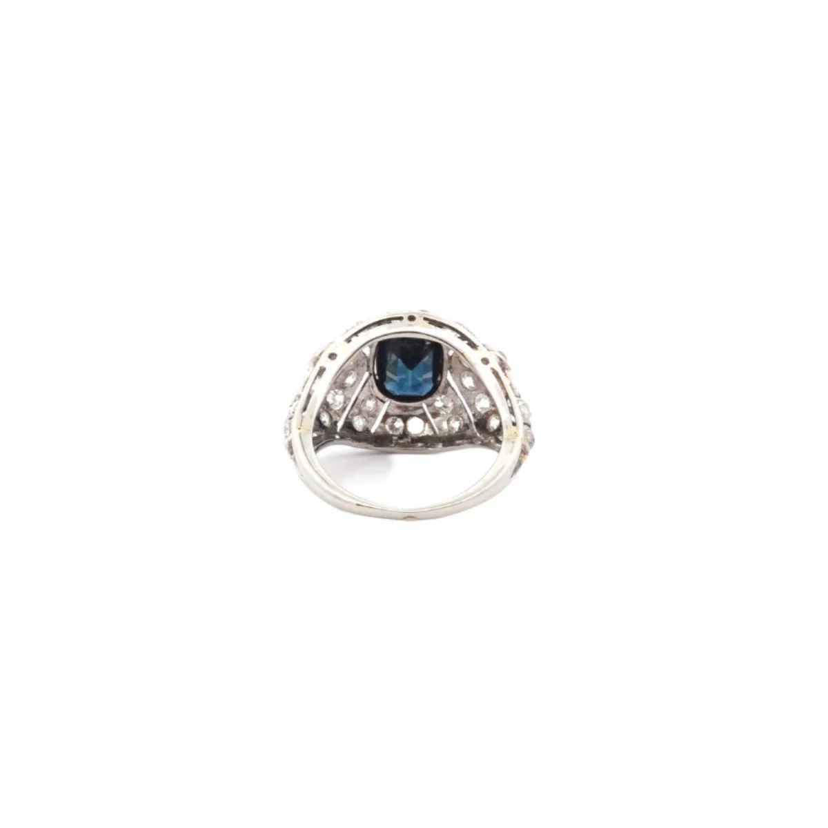 Ring Dome in paltinium, sapphire and diamonds - Image 2
