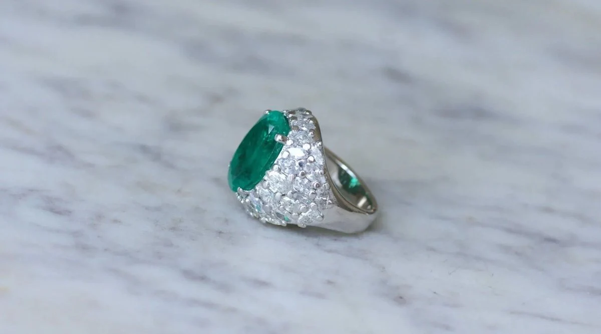 11.53 Cts Colombian Emerald and Diamond Cocktail Ring - Image 5