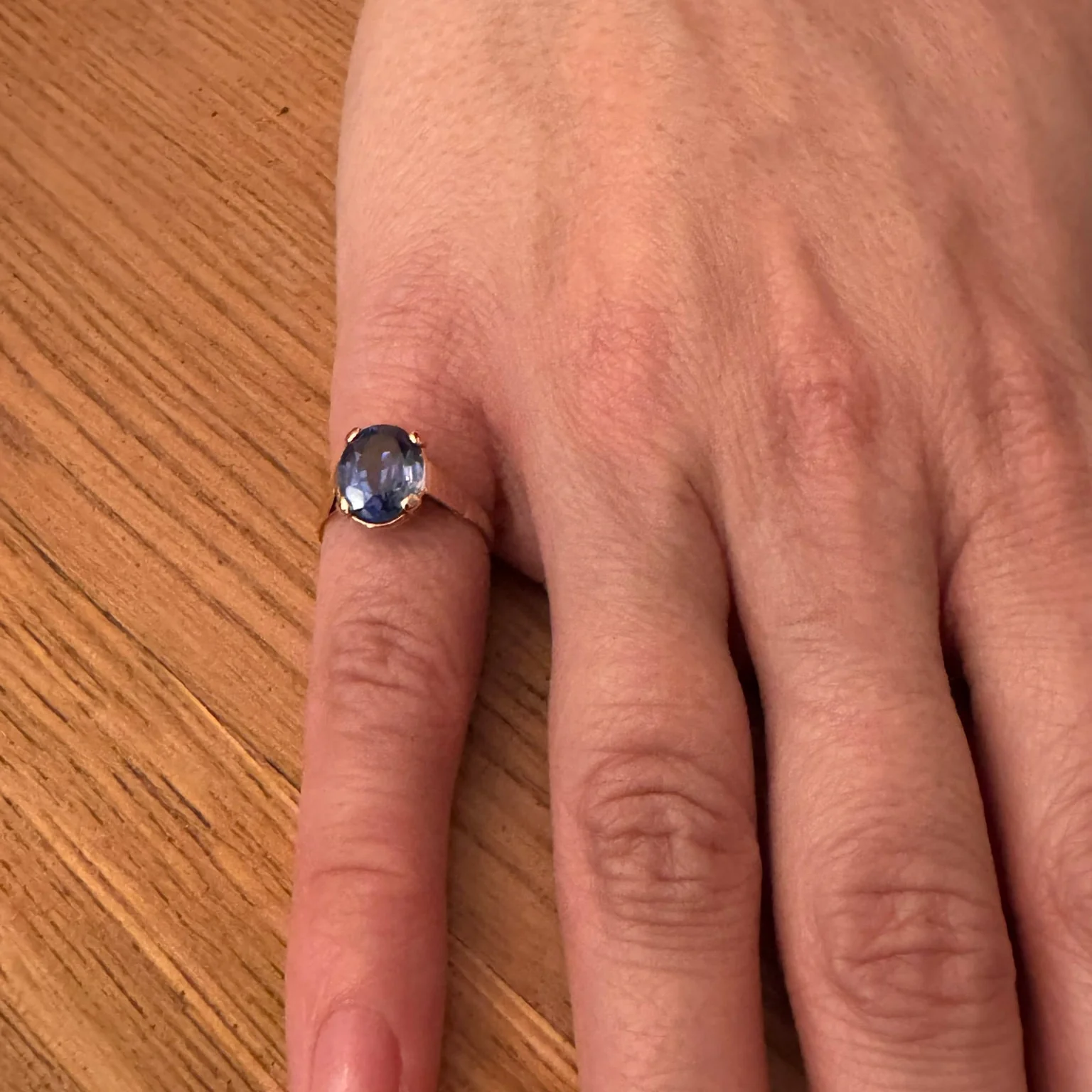 Yellow gold and Sapphire Ring - Image 2