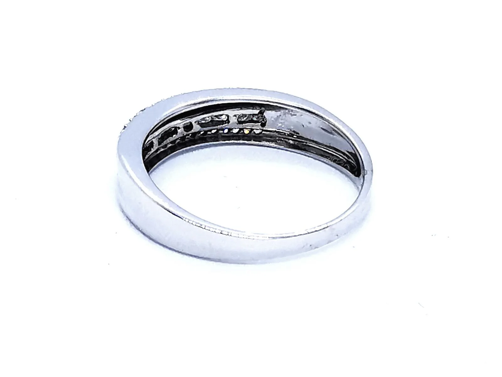 White Gold Diamond Ring - Image 5