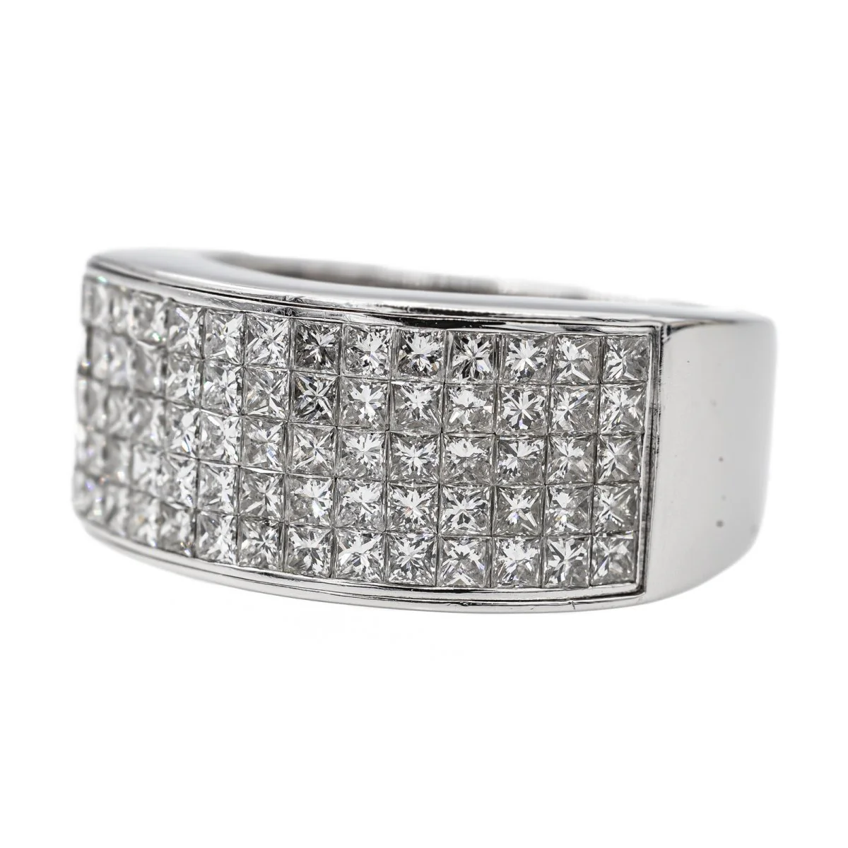 White Gold and Diamond Band Ring - Image 3