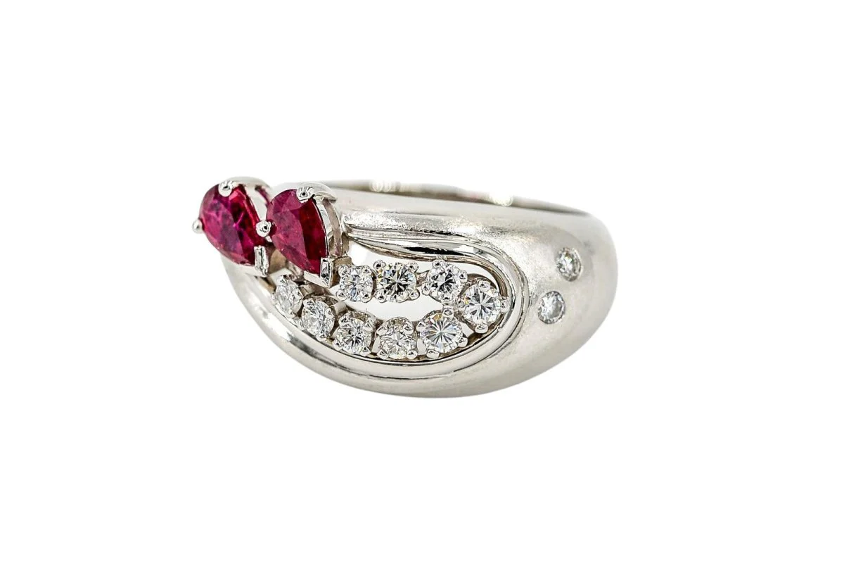 White gold Ruby ring