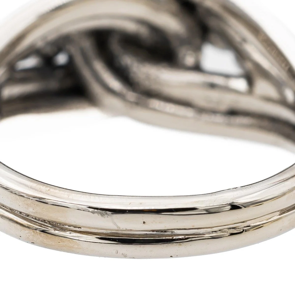White Gold Sapphire Ring - Image 6