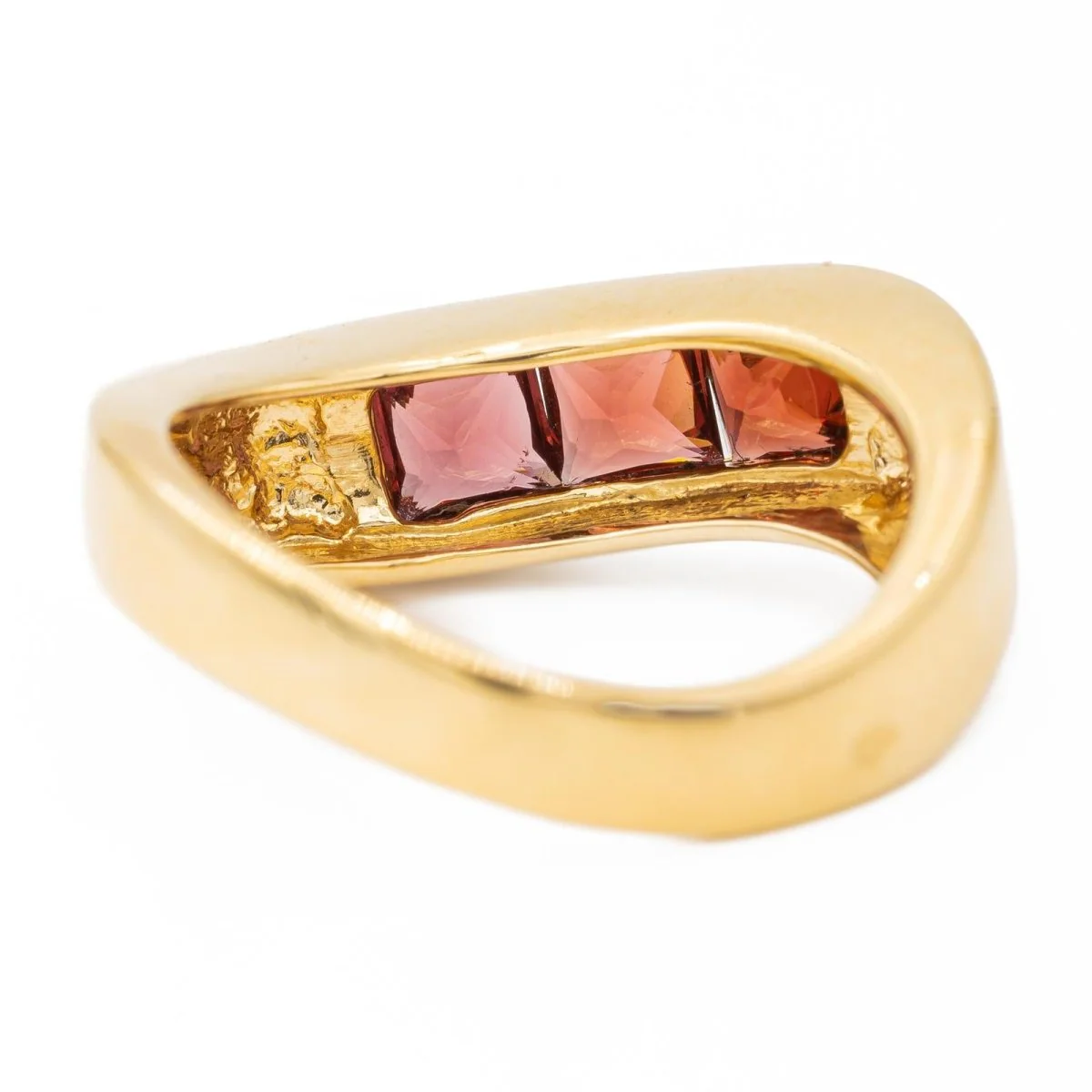 Garnet Yellow Gold Ring - Image 4
