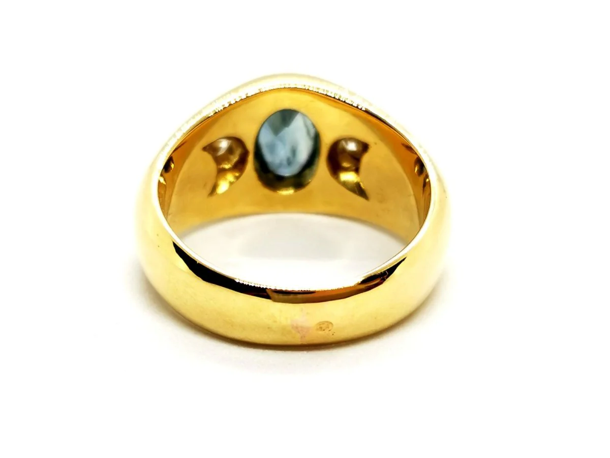 Yellow Gold Sapphire Ring - Image 3