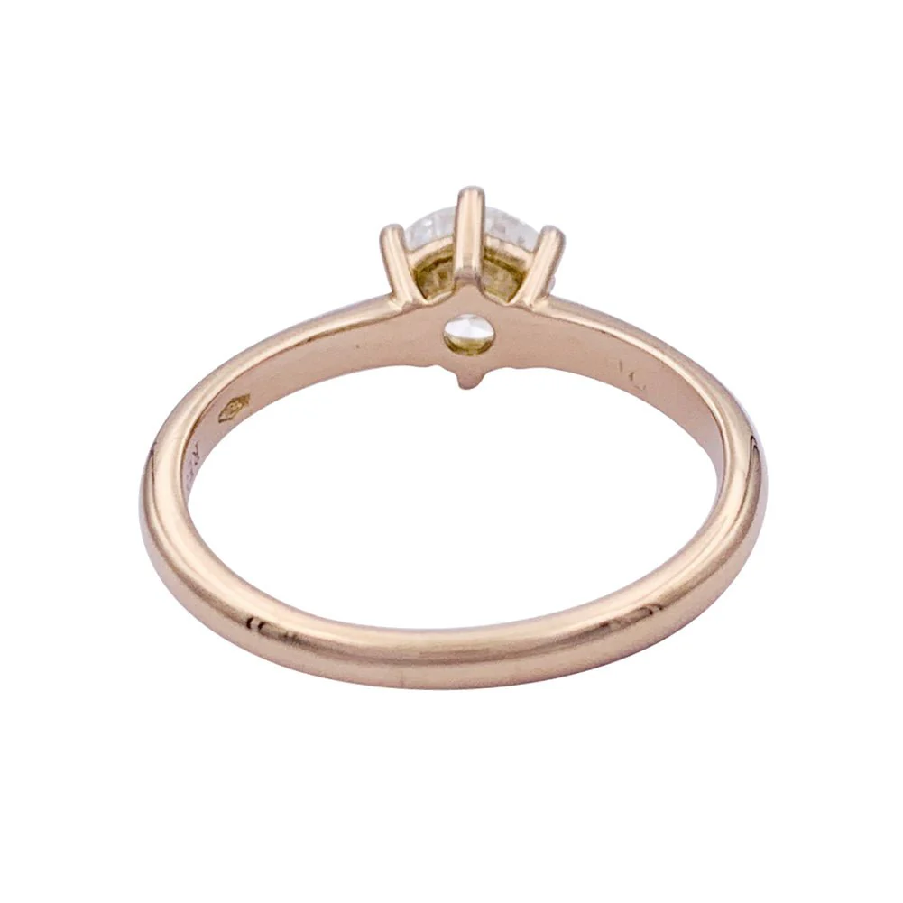 Diamond solitaire ring in rose gold. - Image 4