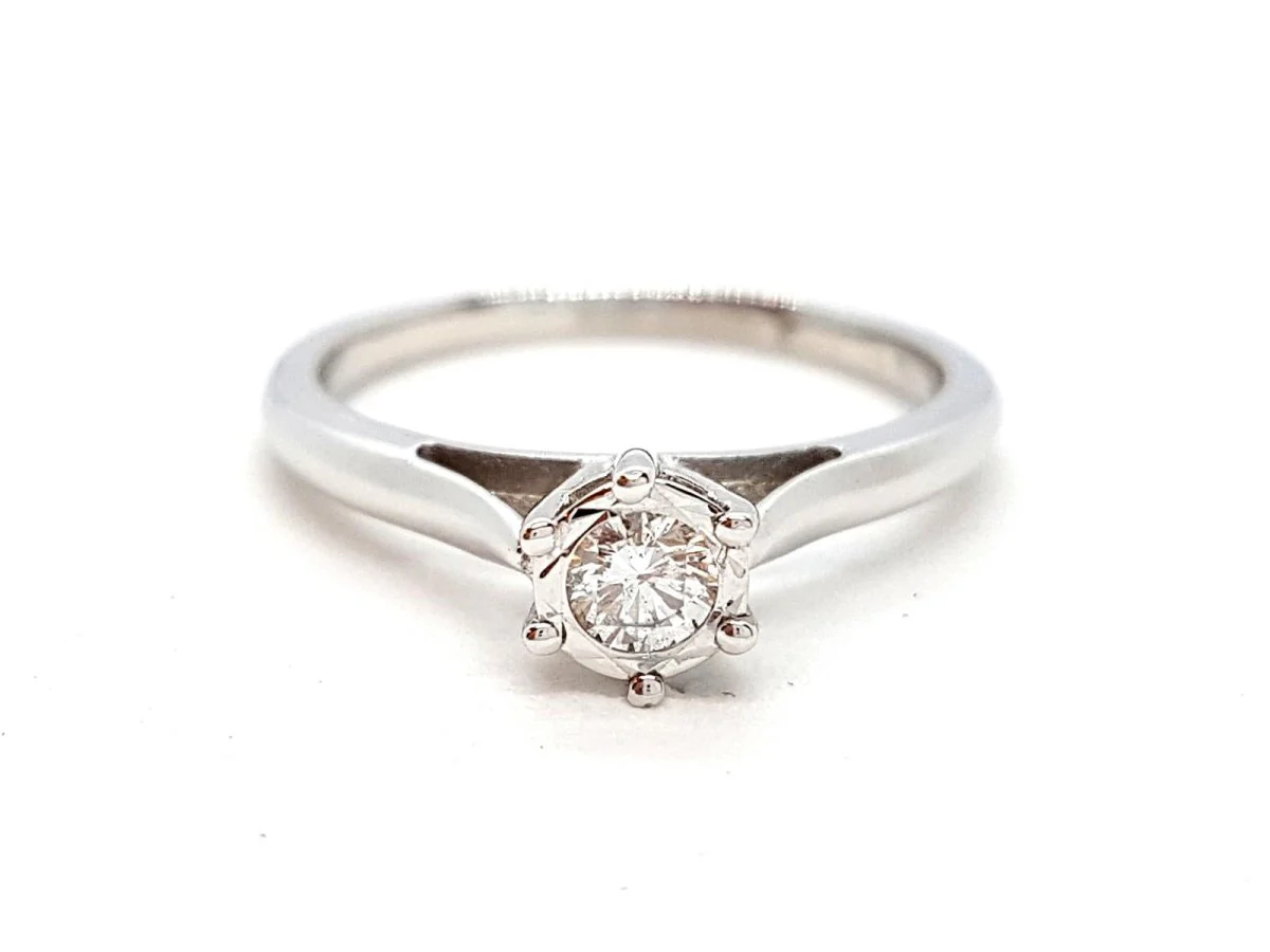 Solitaire Ring White Gold Diamond - Image 4