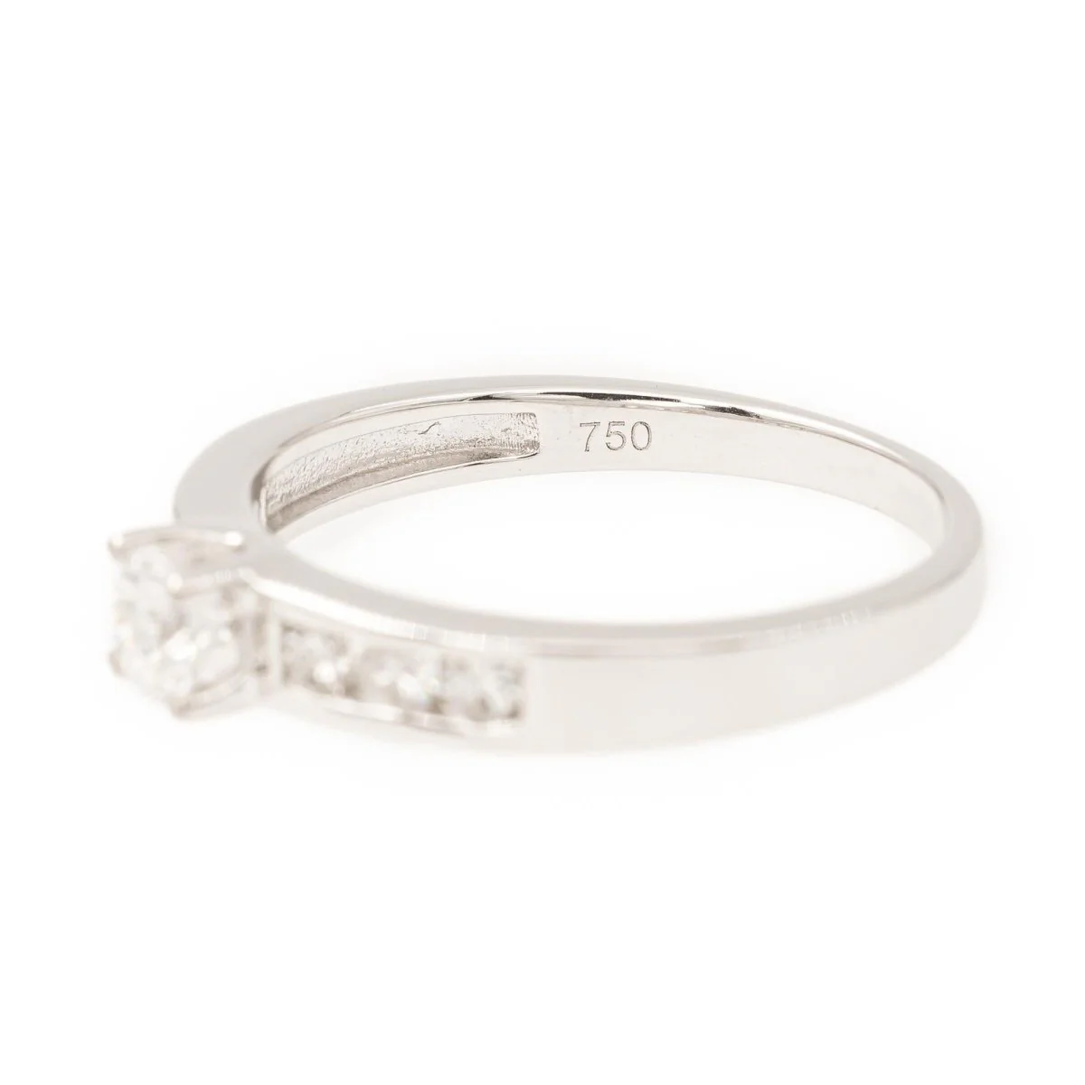 Solitaire ring in white gold and diamonds - Image 6