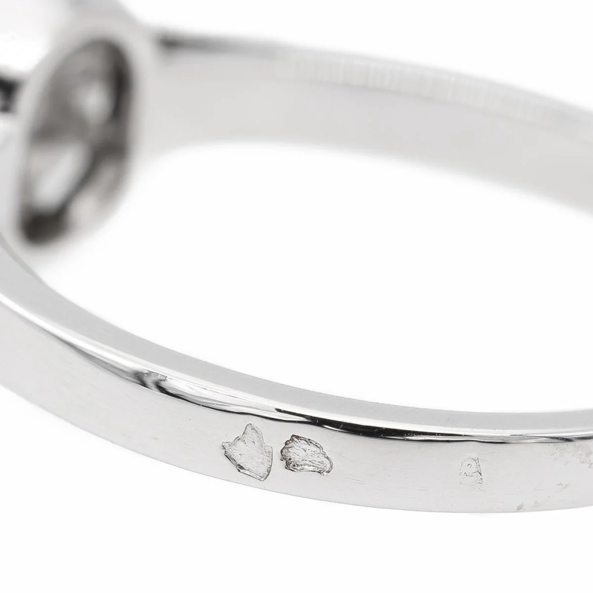 Solitaire ring in white gold and diamond  - Image 6