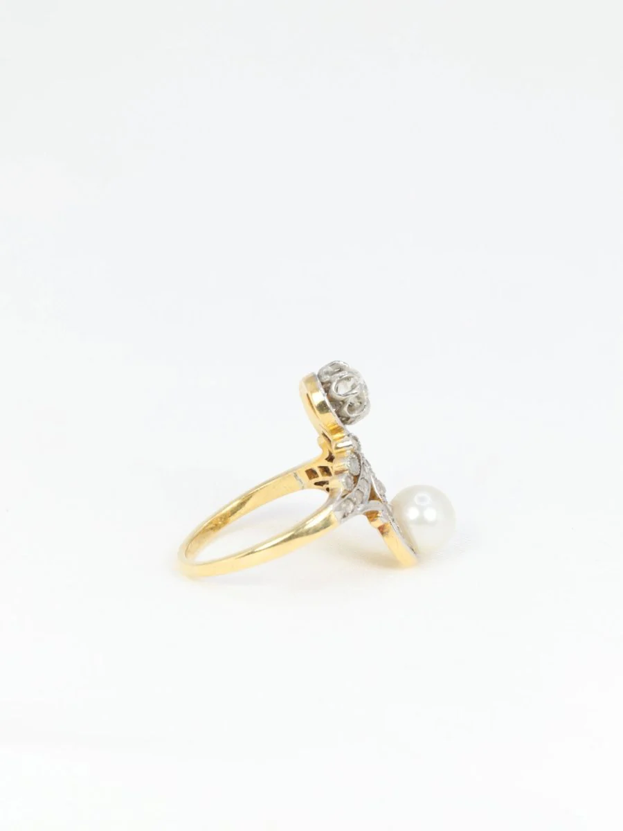 Belle Epoque "Toi et Moi" ring in white gold, pearl, and diamonds - Image 4