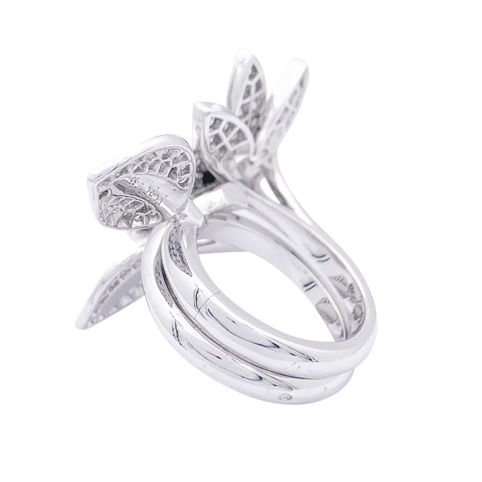 VAN CLEEF &amp; ARPELS “Lotus” ring in white gold and diamonds - Image 7