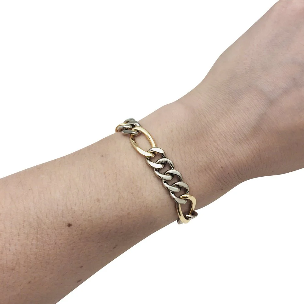 Curb bracelet in white and yellow gold, diamonds - Image 4