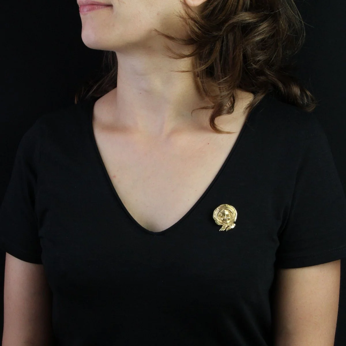 VAN DER STRAETEN pin brooch in yellow gold - Image 2