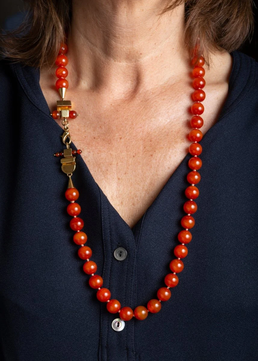 Carnelian ball necklace - Image 3