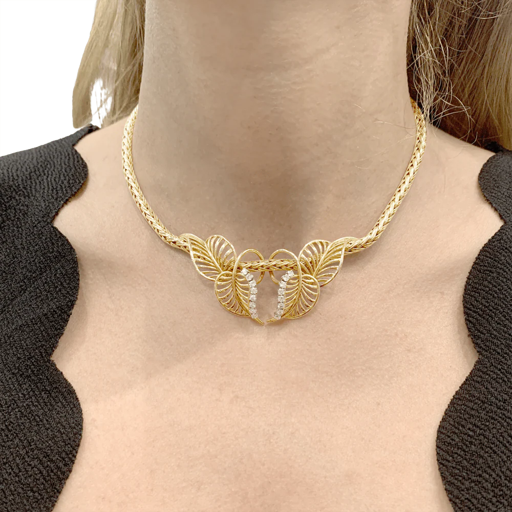 ANDRÉ COL "Foliage" Drapery Necklace in yellow gold and diamonds - Image 2