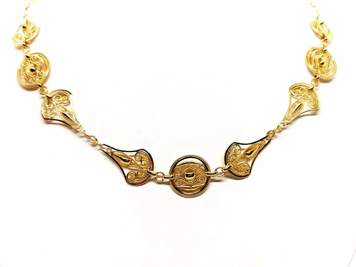 Filigree Necklace Yellow Gold - Image 3