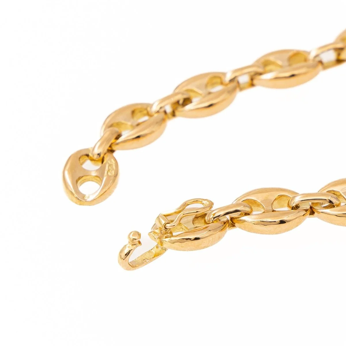 Coffee bean mesh chain necklace in yellow gold - Image 6