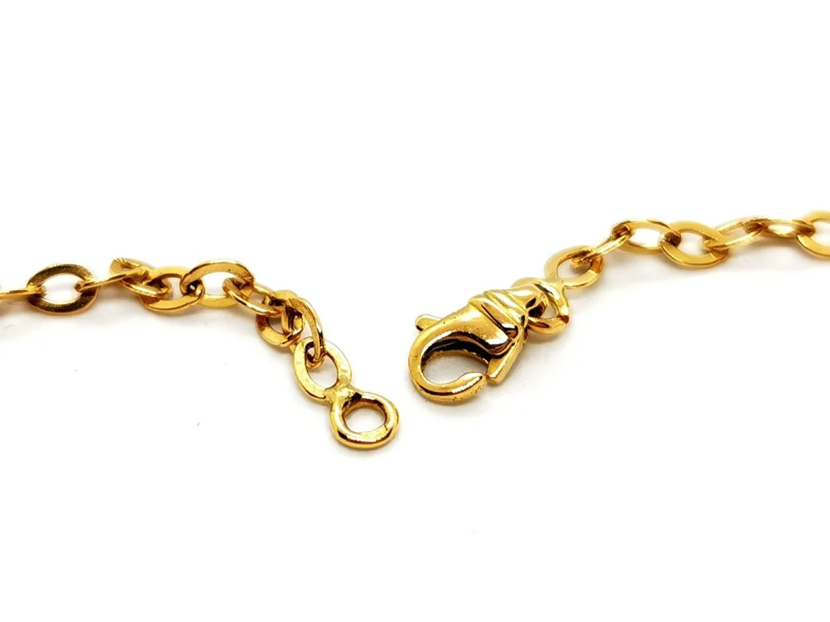 Oval mesh chain necklace in yellow gold - Image 4