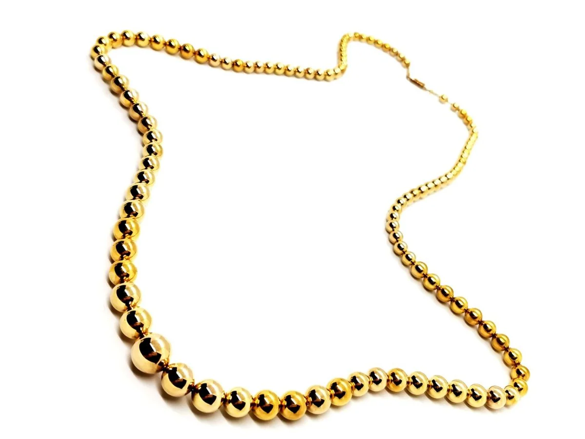 Long necklace with balls in yellow gold - Image 2