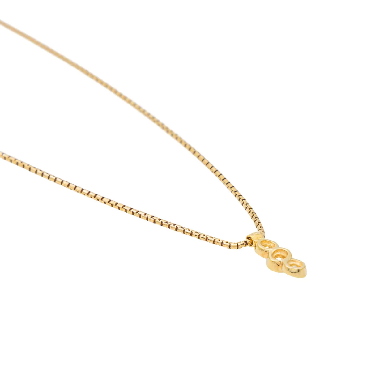 Yellow gold diamond trilogy necklace - Image 5