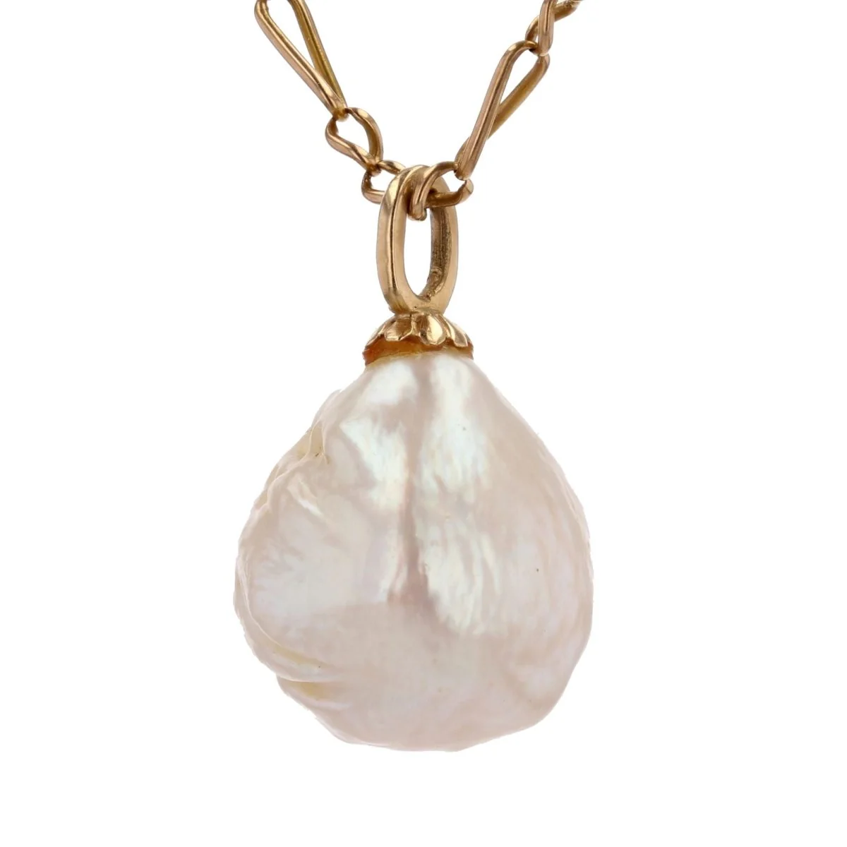 Yellow gold and pearl pendant