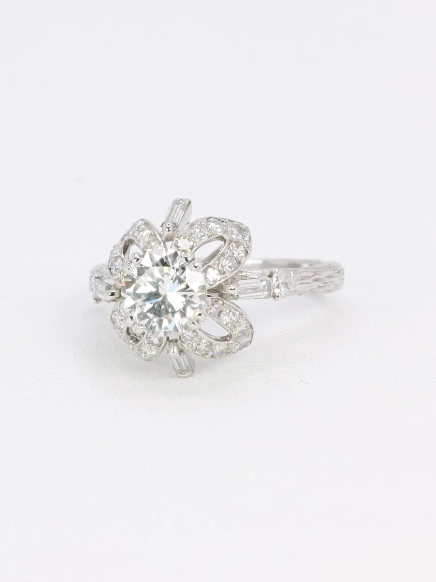 Ring Solitaire STERLE PARIS in paltinium and diamond - Image 3
