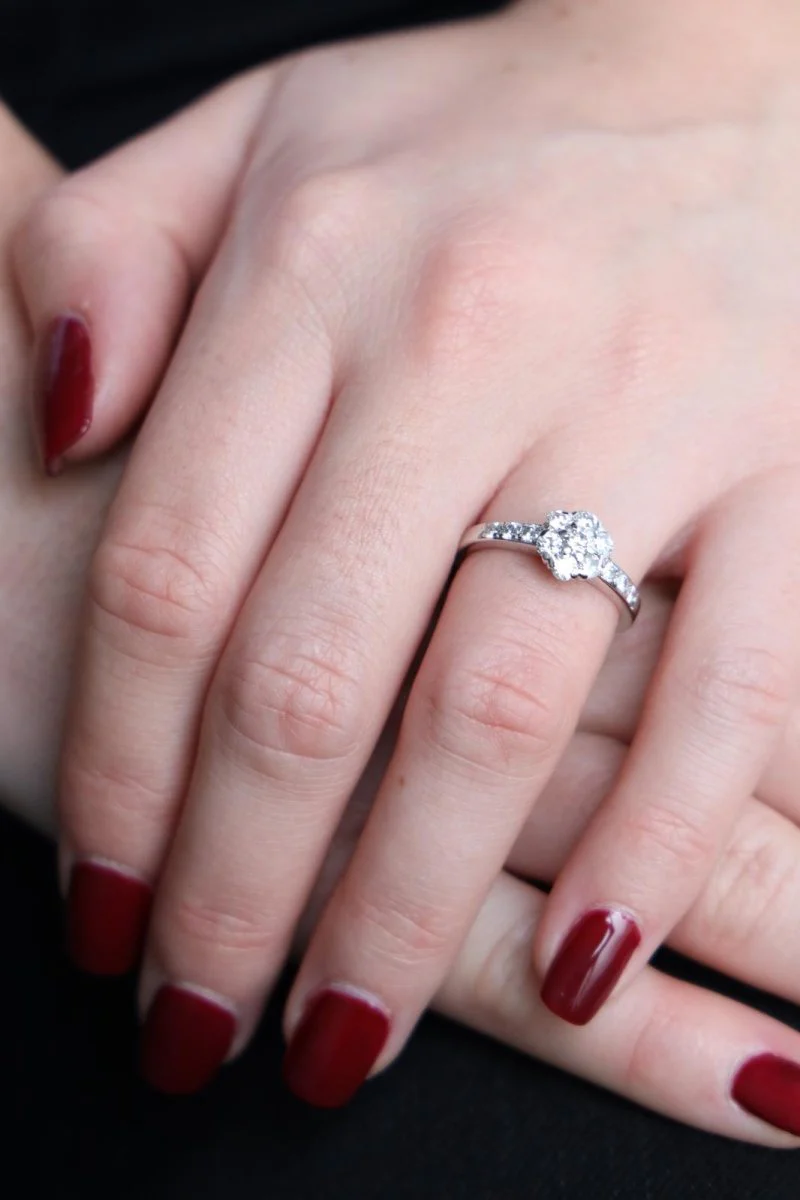 Van Cleef &amp; Arpels Fleurette Ring White gold Diamond - Image 2